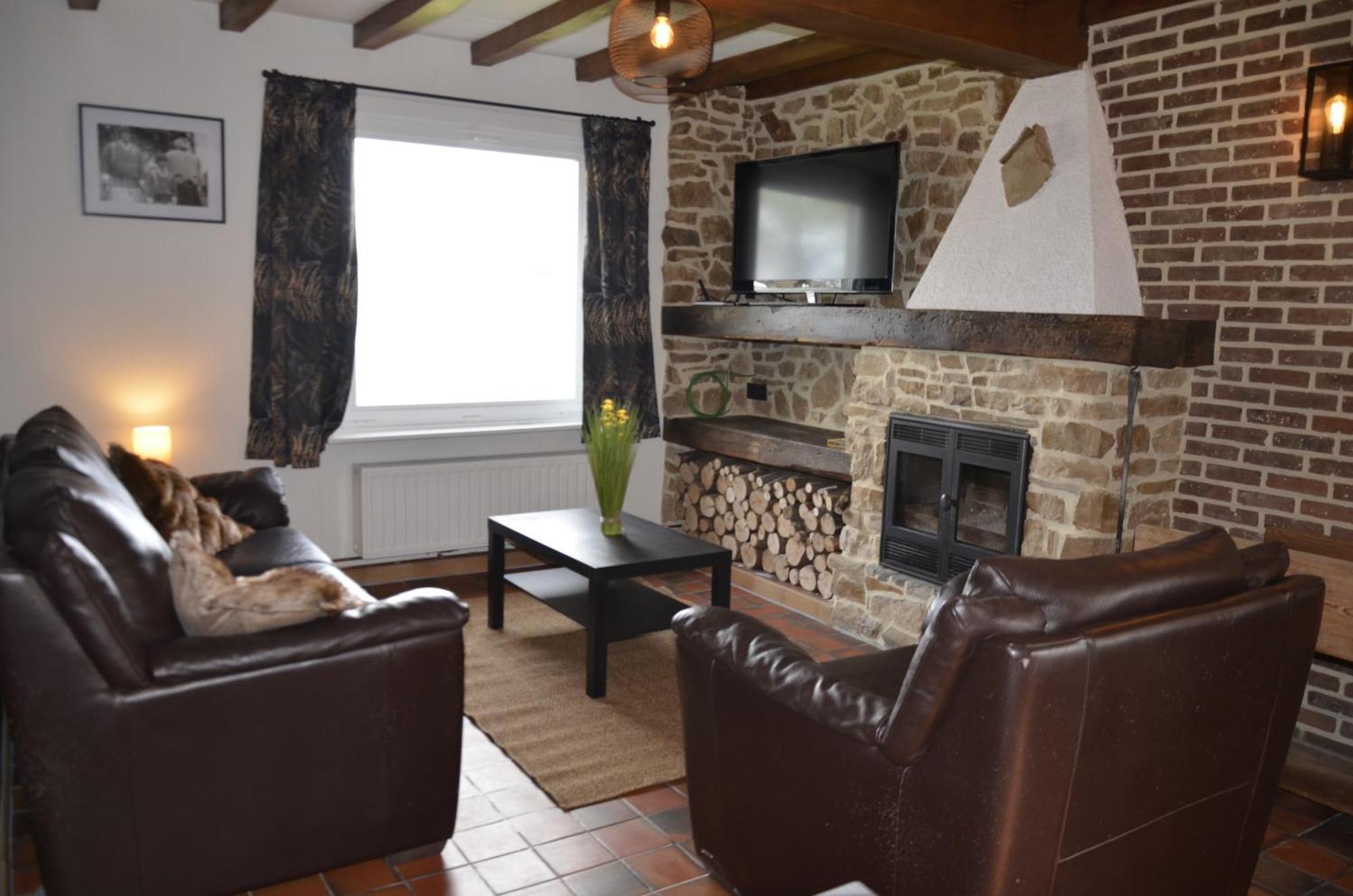 Le Refuge Du Grand Mitan Villa Isieres Exteriör bild